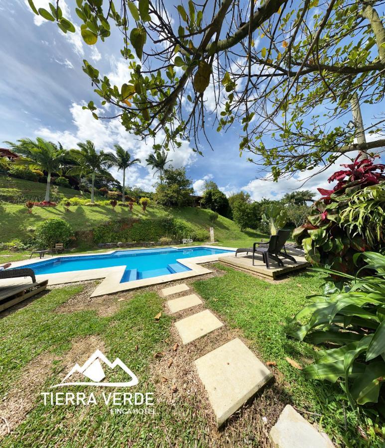 Finca Hotel Tierra Verde Girardota Zewnętrze zdjęcie