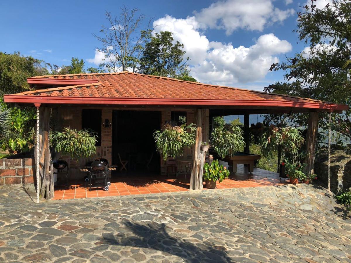 Finca Hotel Tierra Verde Girardota Zewnętrze zdjęcie